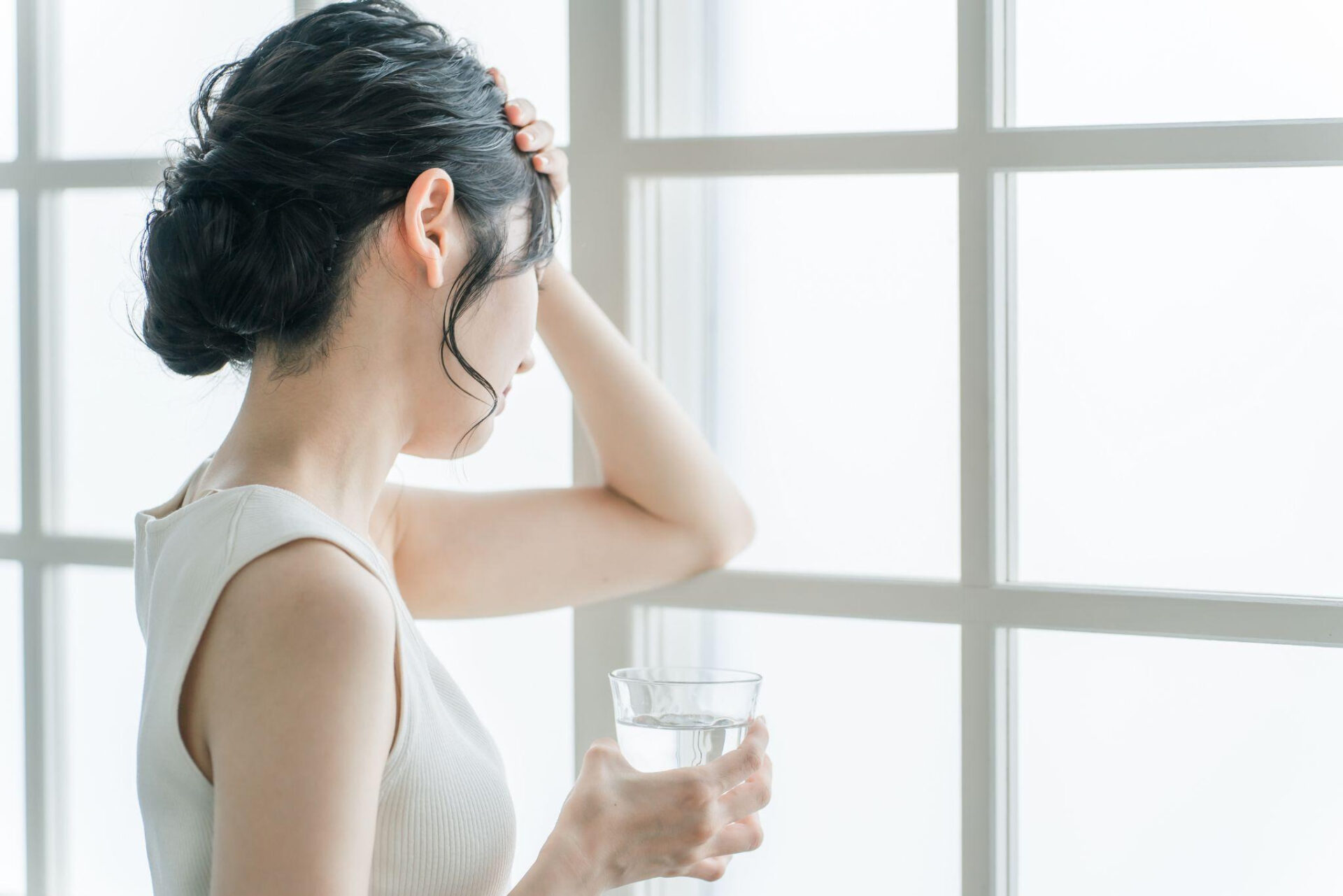 適応障害の症状とは？原因やうつ病との違いも紹介